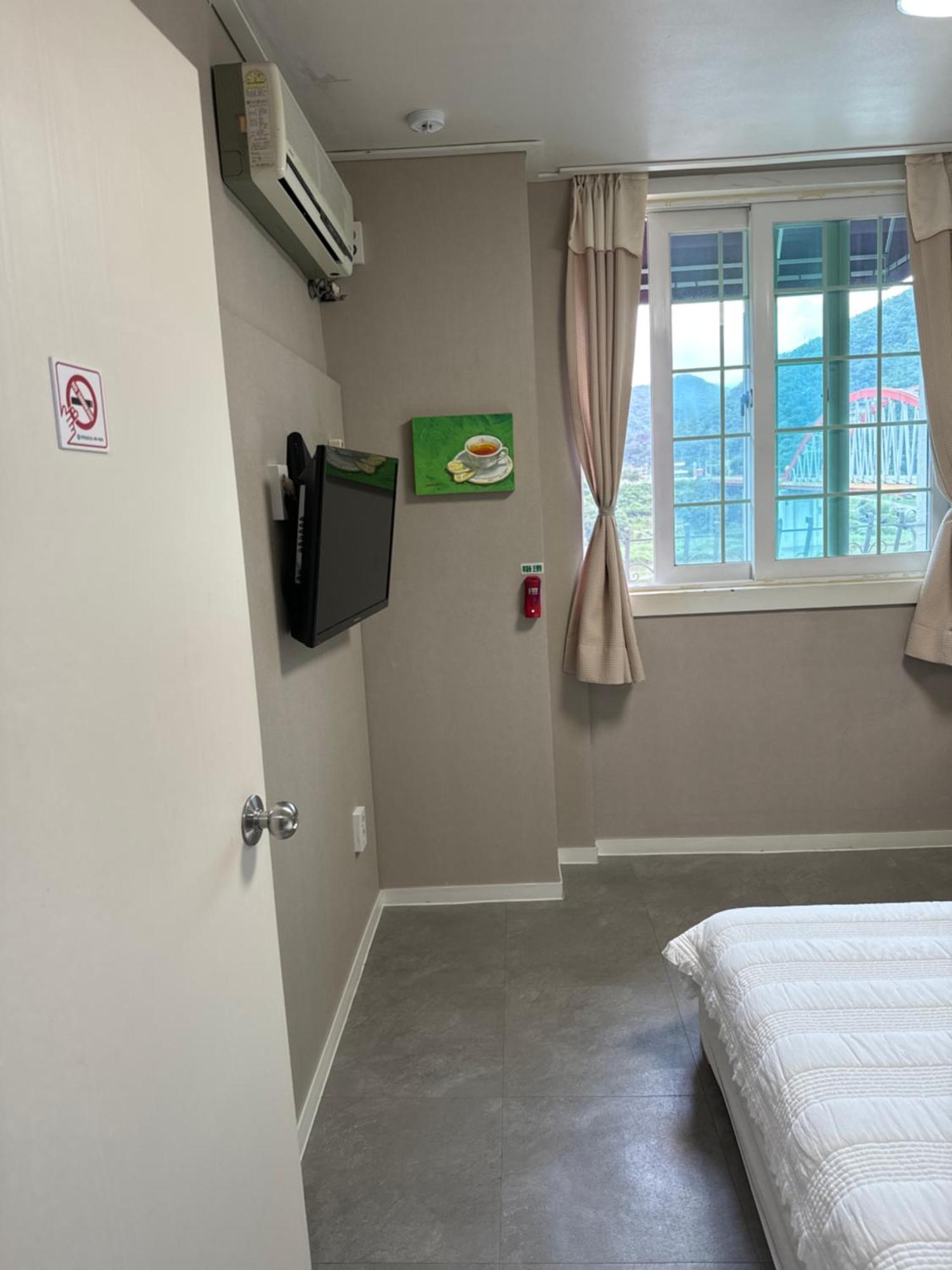 Danyang Rio 127 Guesthouse Luaran gambar